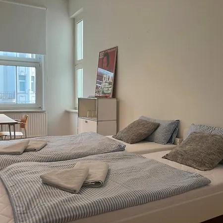 Mid Century Style Messezimmer Daire Hannover