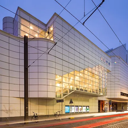 Mid Century Style Messezimmer * هانوفر