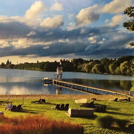 شقة Mid Century Style Messezimmer *