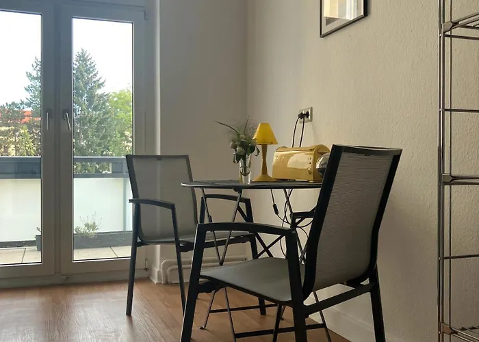 Mid Century Style Messezimmer شقة هانوفر