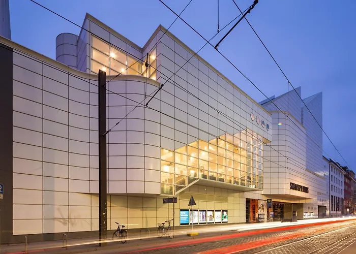 Mid Century Style Messezimmer * هانوفر