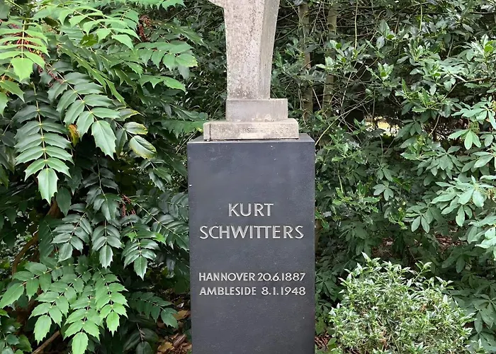 Mid Century Style Messezimmer *