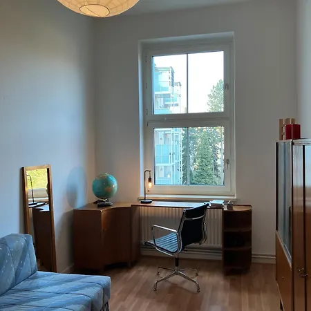 Mid Century Style Messezimmer Apartment Hannover